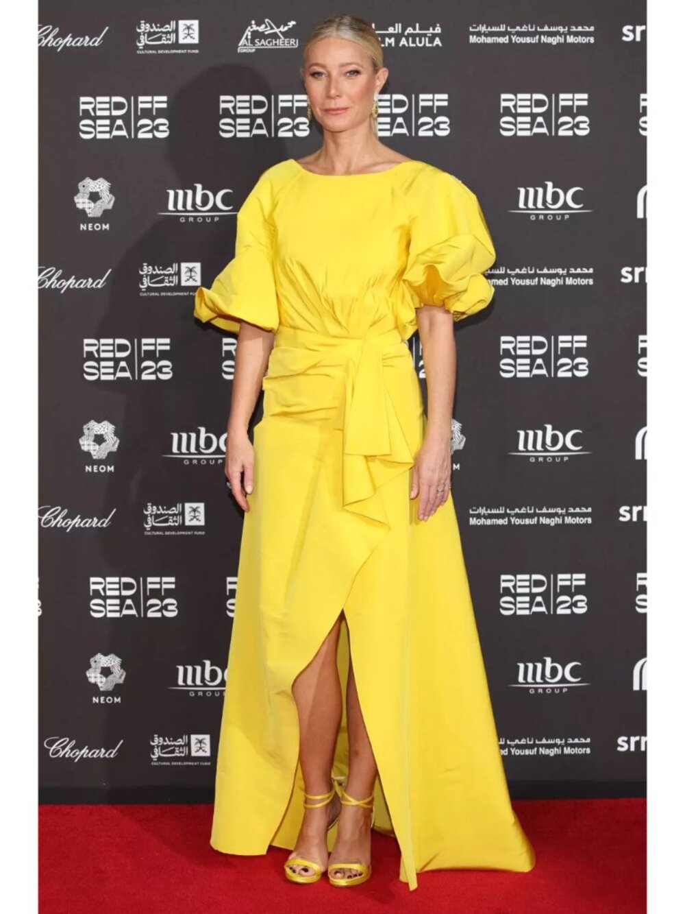 NWT Carolina Herrera Silk Sarong Gown Taxi Cab Yellow Puff Sleeve Maxi Dress Sz - Picture 9 of 13